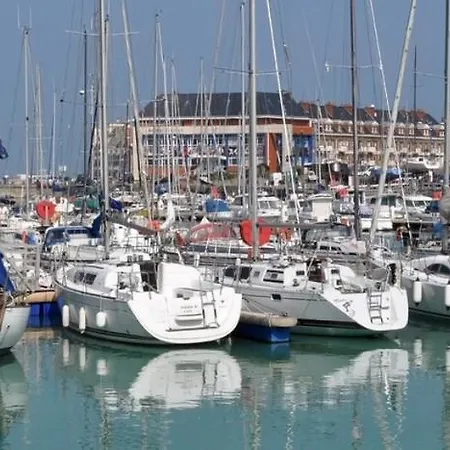 Max3, T2 En Duplex, Bord De Appartement *